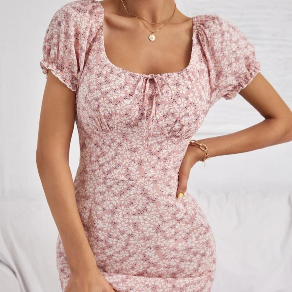 SHEIN Floral Puff Sleeve Dress